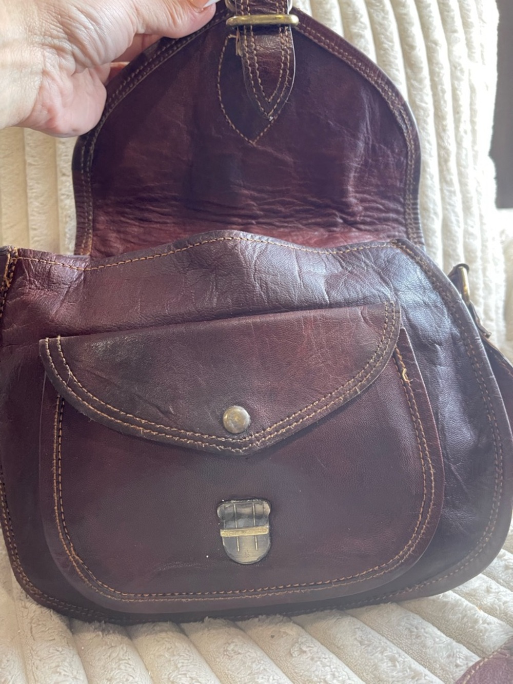 Vintage Chocolate Brown Leather Satchel with Buckle - Picture 7 of 11